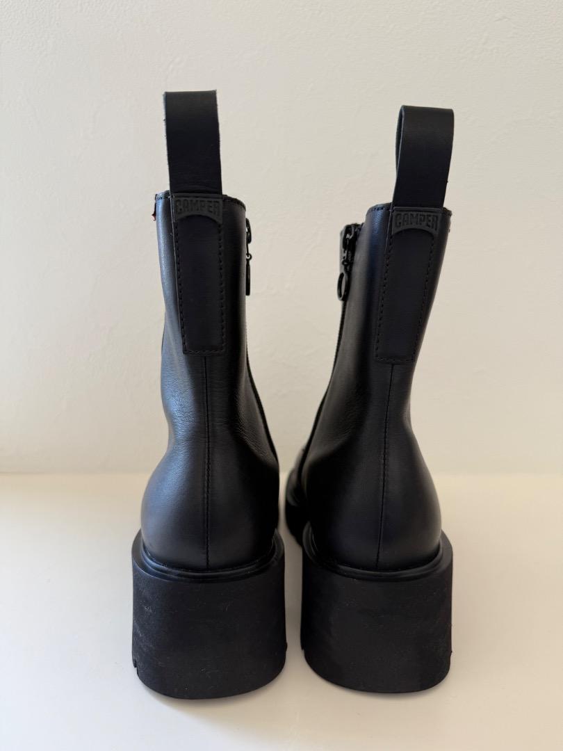 美品【CAMPER】Milah サイドジップブーツ　カンペール　ミラ