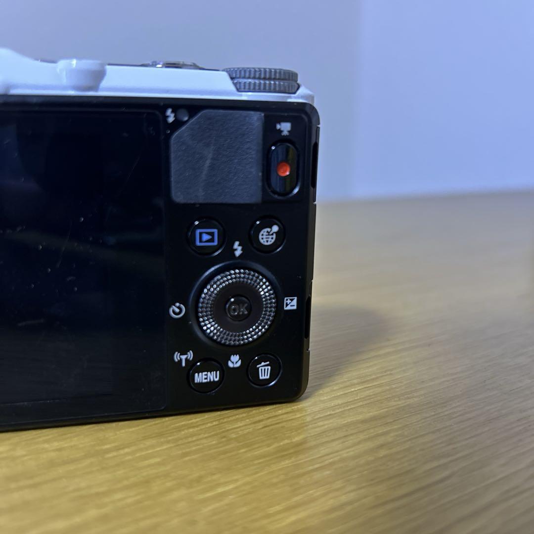 デジタルカメラ Nikon COOLPIX S9700