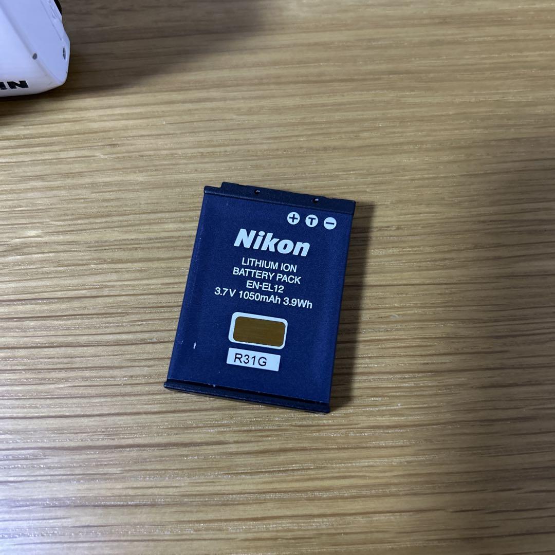 デジタルカメラ Nikon COOLPIX S9700