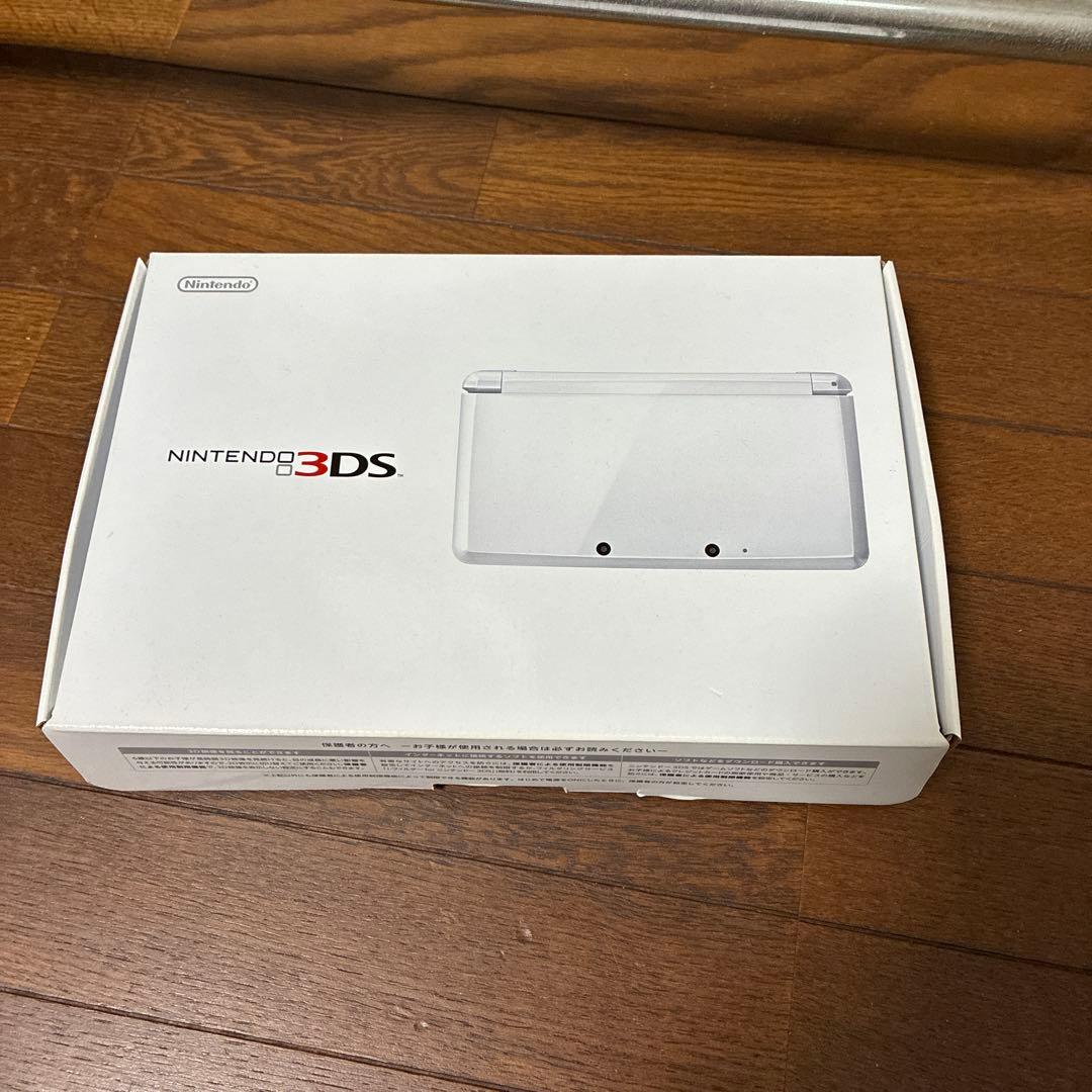 ホワイト 箱及び付属品付Nintendo