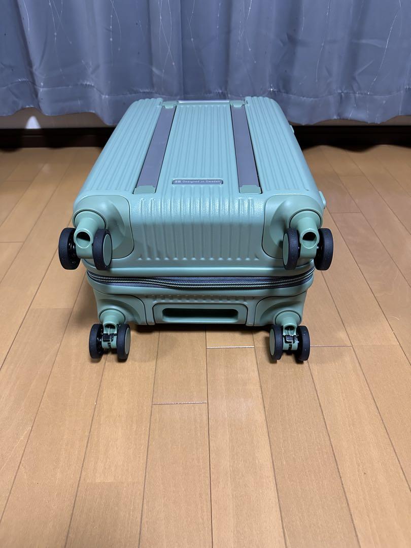 ［イノベーター] スーツケース INV50 マット 38L