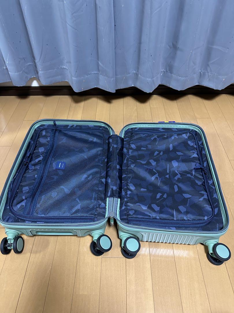 ［イノベーター] スーツケース INV50 マット 38L