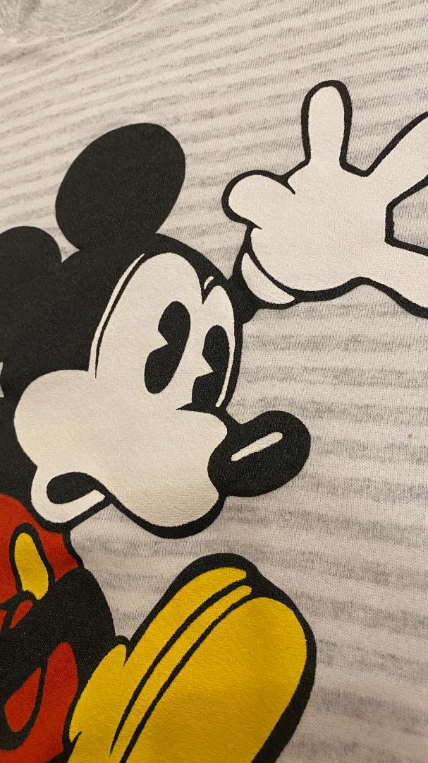 Disney DESIGNS 90s ミッキーマウス　トレーナー