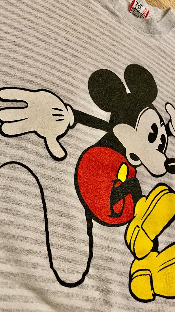 Disney DESIGNS 90s ミッキーマウス　トレーナー