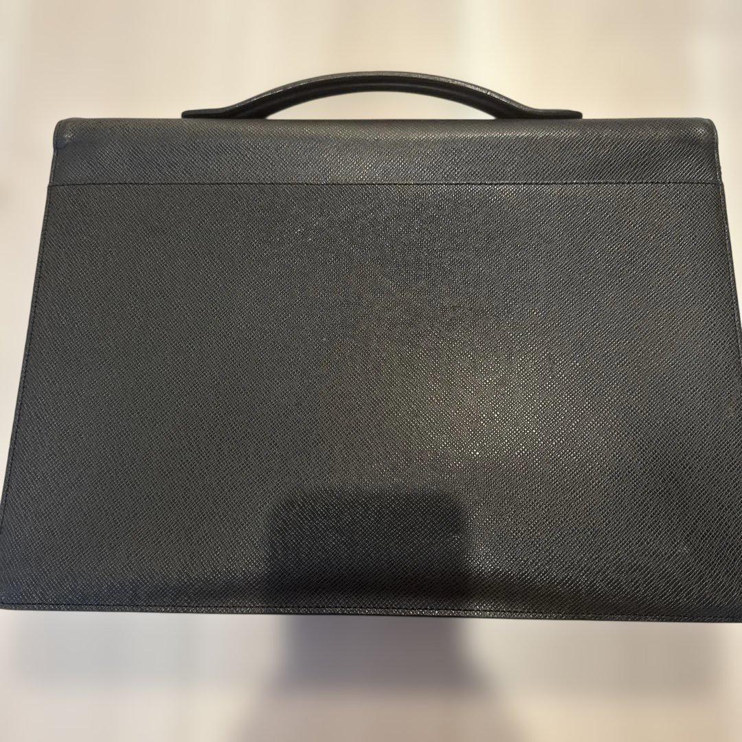 LOUIS VUITTON ブラック ビジネスバッグ