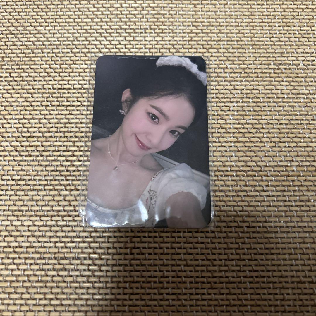 【貴重】redvelvet Irene トレカ time to love ポーチ 貴重】redvelvet Irene トレカ time to love ポーチ