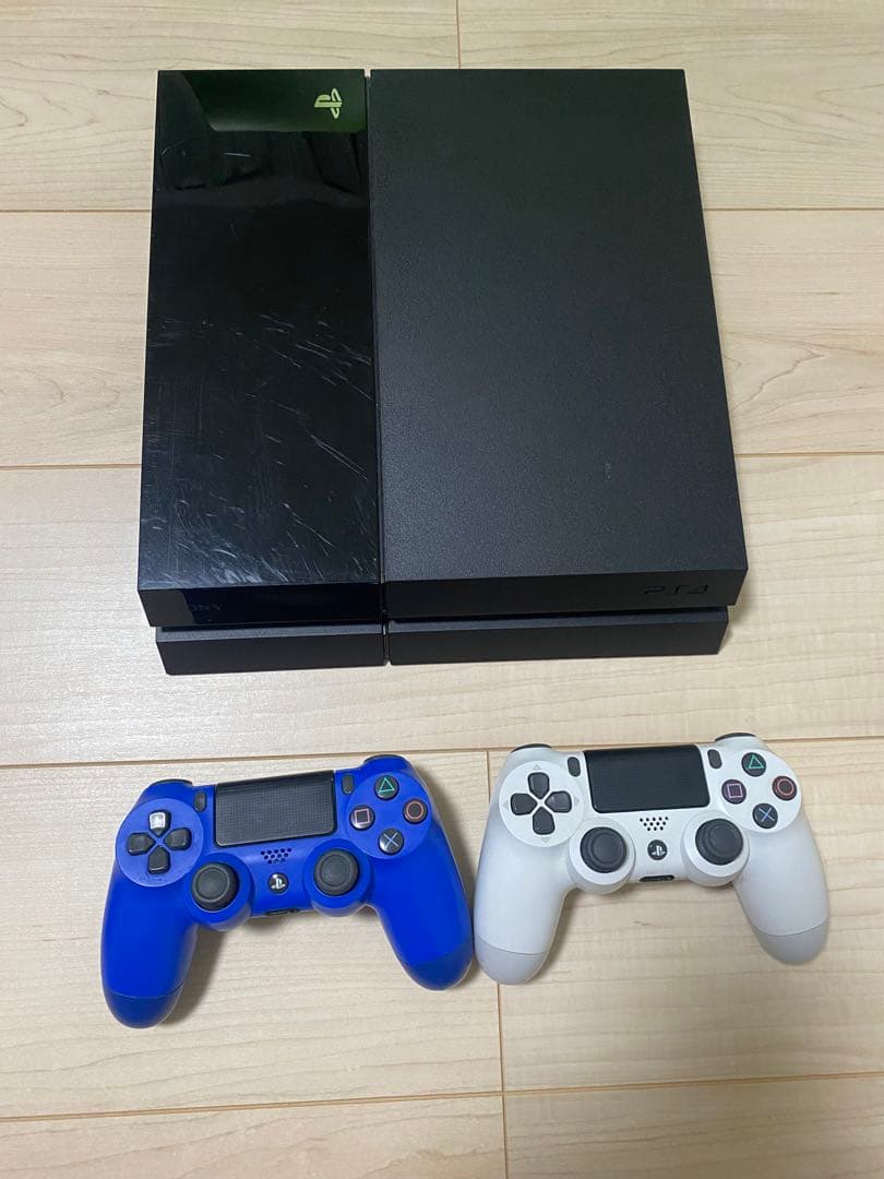 【中古品】PS4 本体とコントローラーセット
