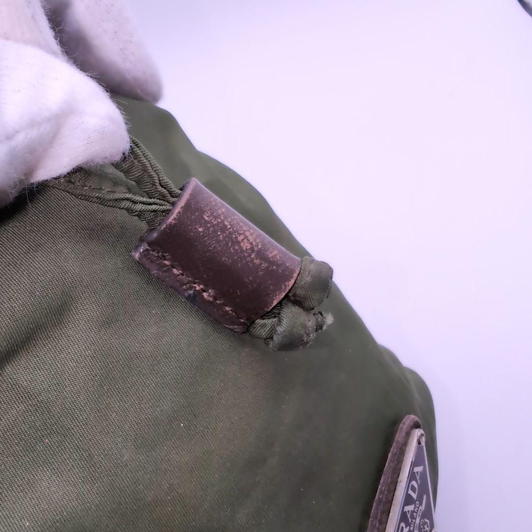 PRADA　ポーチ　巾着　三角ロゴ　ナイロン