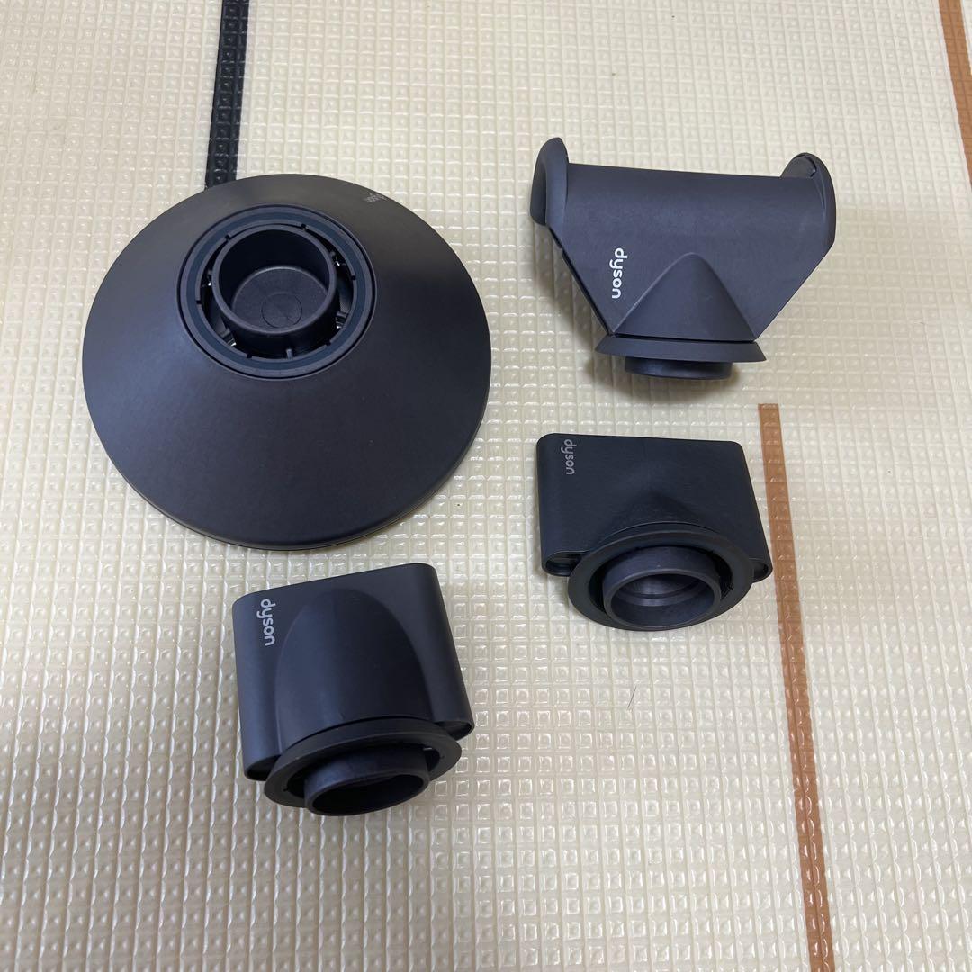 ダイソン ドライヤー アタッチメントあり ダイソン dyson ドライヤー アタッチメント 4種類 - メルカリ