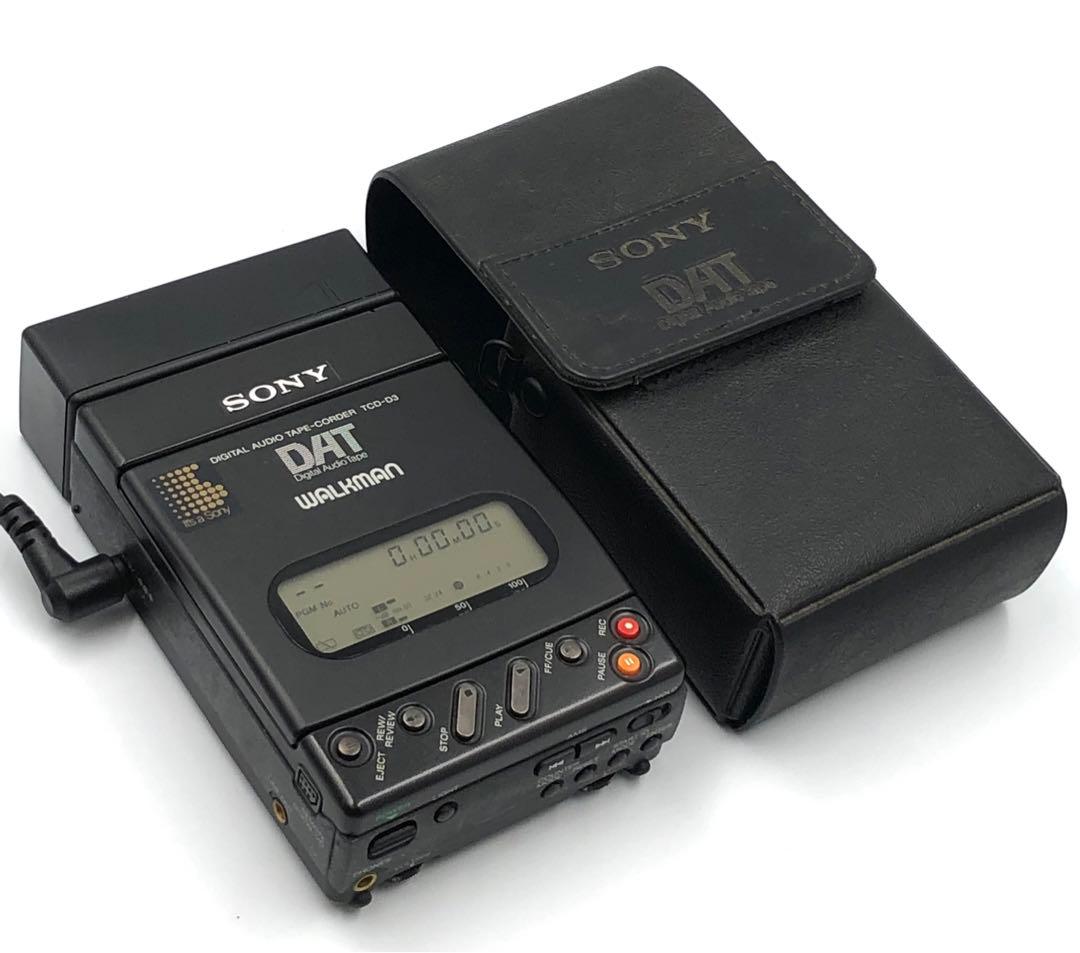 オープニング ジャンク SONY TCD-D3 WALKMAN DAT カセットレコーダー