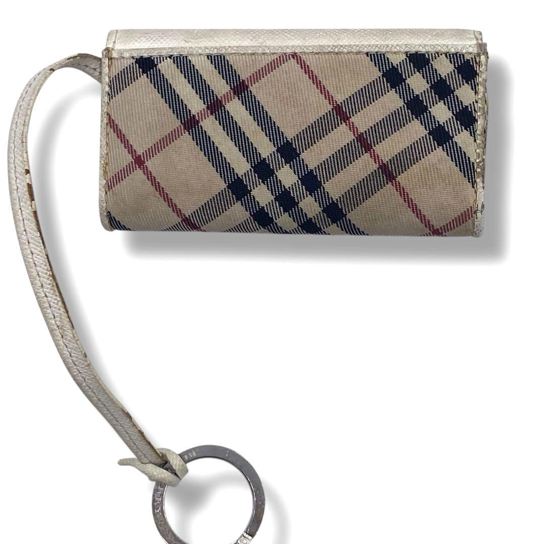 BURBERRY キーケース 4連 ノバチェック ホワイト 白 キーリング