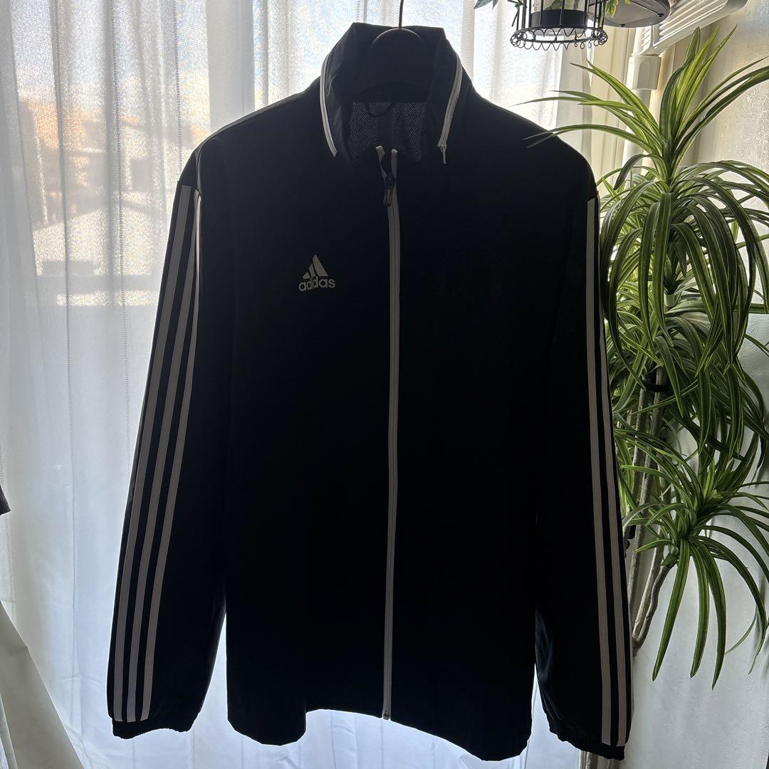 【未使用】ディズニー×adidasコラボ ジャージとマフラータオルのセット