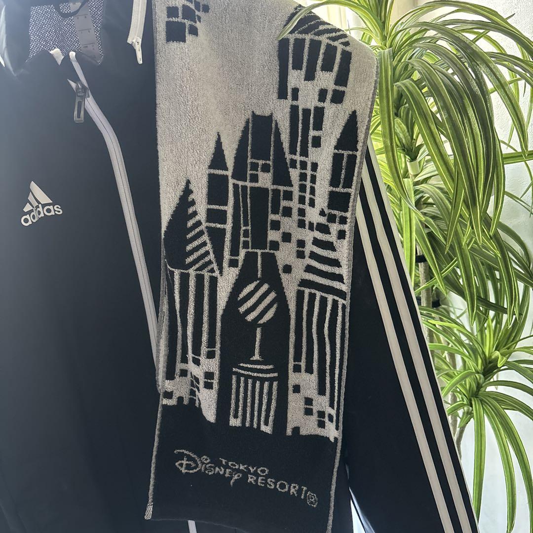 【未使用】ディズニー×adidasコラボ ジャージとマフラータオルのセット