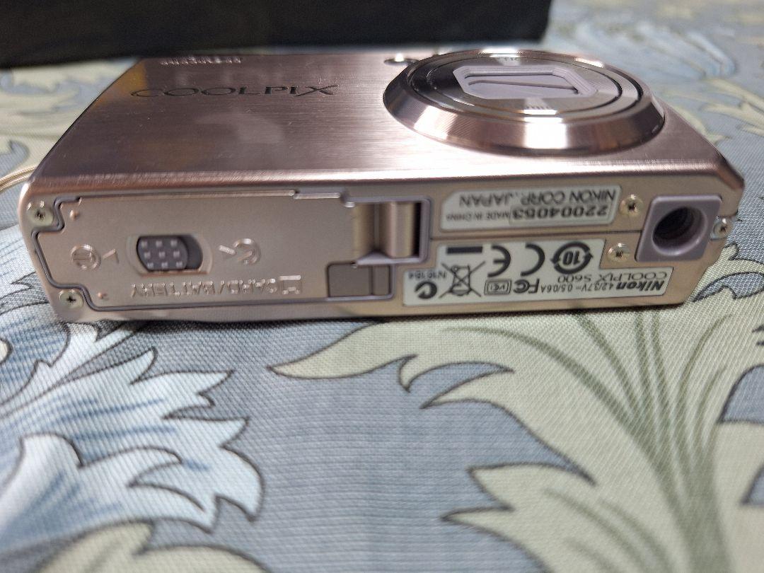 Nikon COOLPIX S600 純正ケース、互換バッテリー、SDカード付き