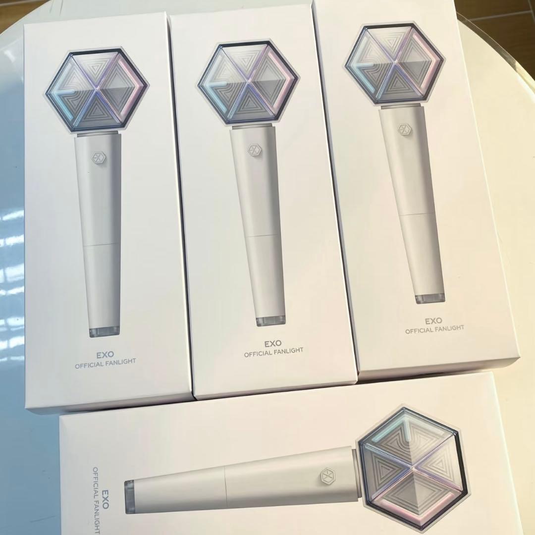 EXO 公式ペンライトver.3新品、♥