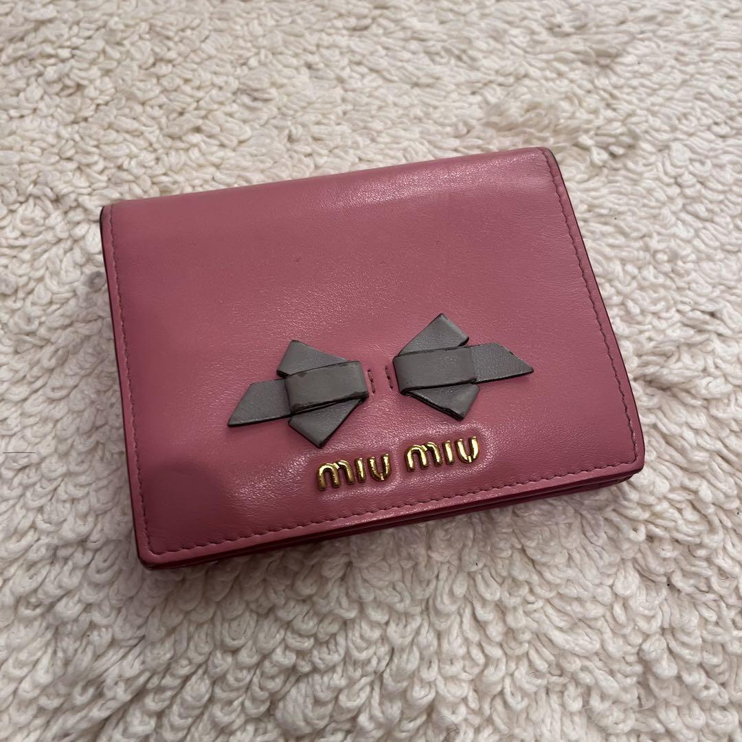 MIU MIU 二つ折り財布 ピンク