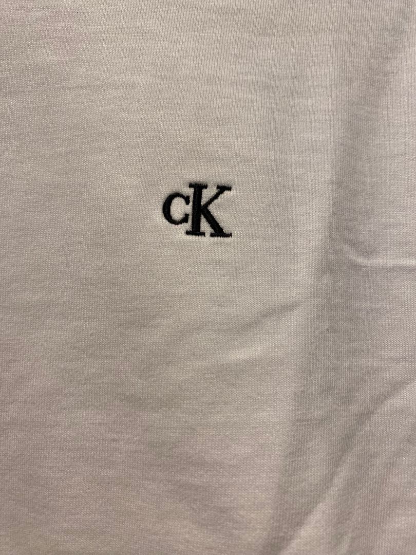 新品/在庫あり トップス 【新品未使用】Calvin Klein Tシャツ