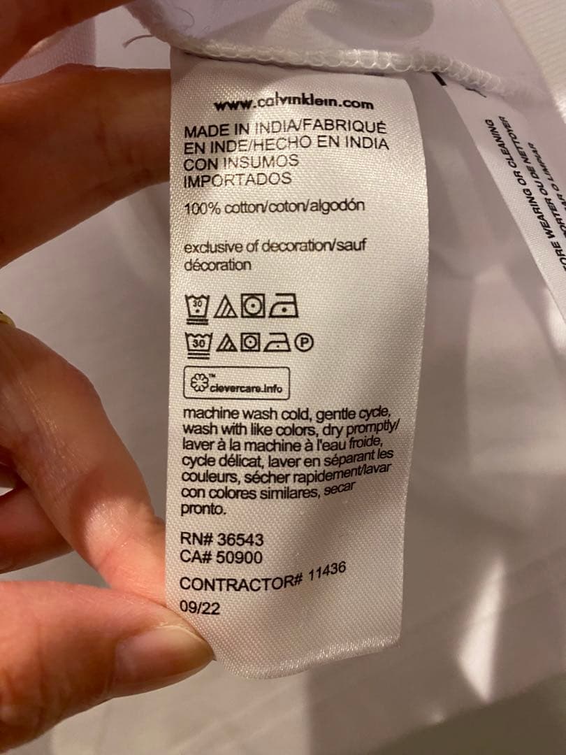 新品/在庫あり トップス 【新品未使用】Calvin Klein Tシャツ