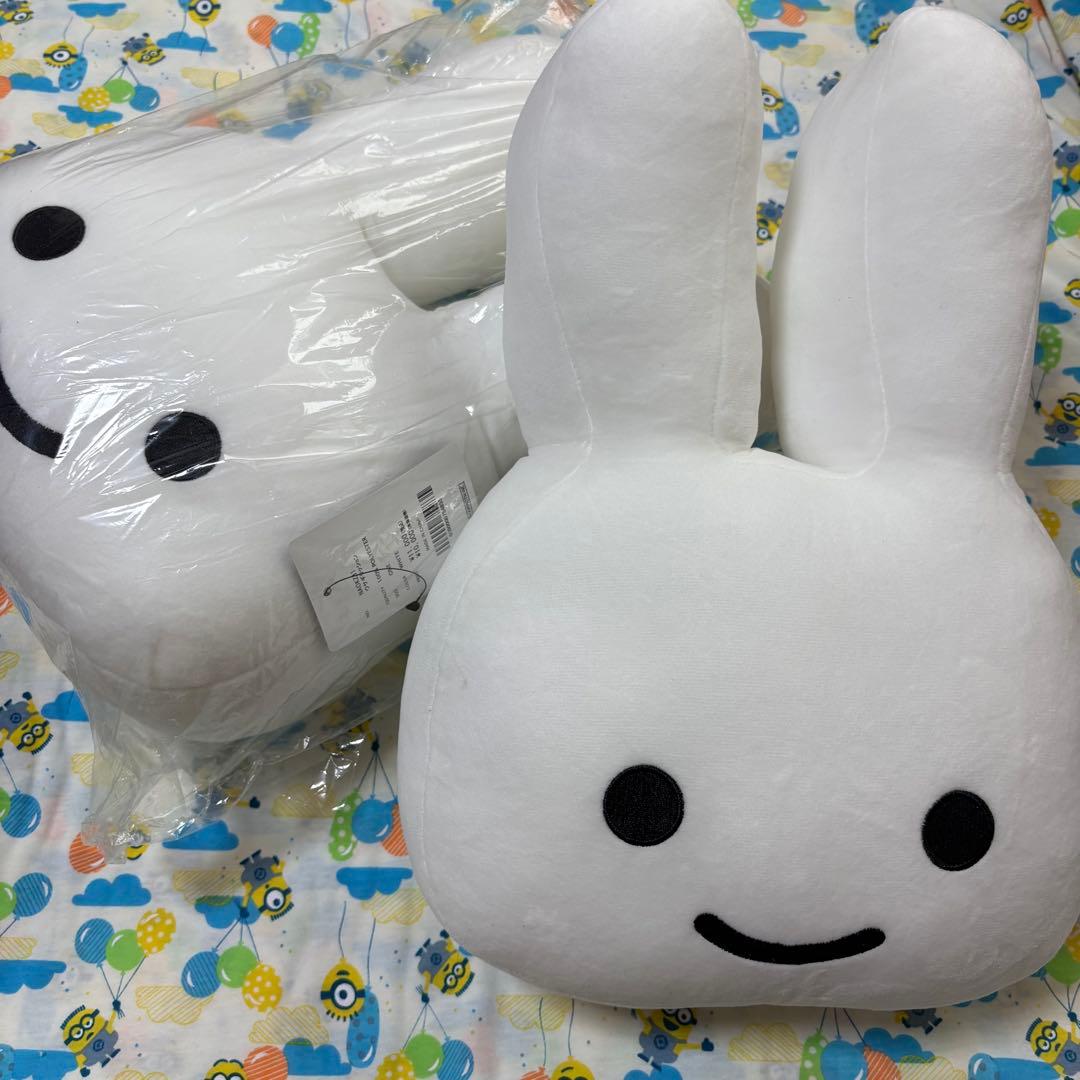 CUNE うさぎ型クッション ホワイト