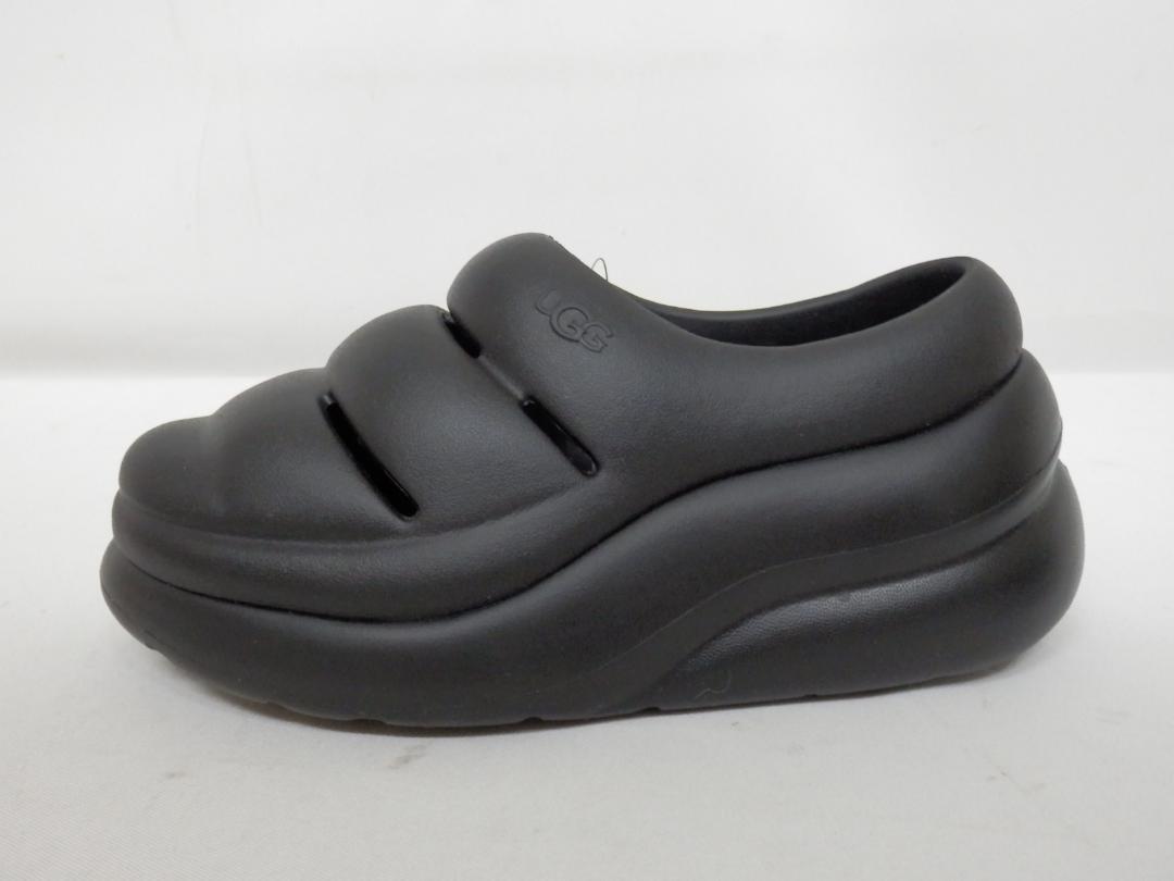 買い誠実 M1346 未使用 黒 サンダル クロッグ イヤー スポート UGG 靴