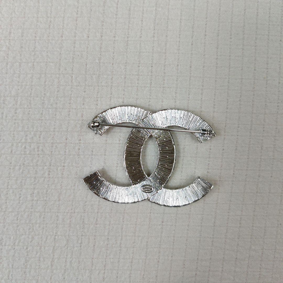 CHANEL　シャネル　ブローチ