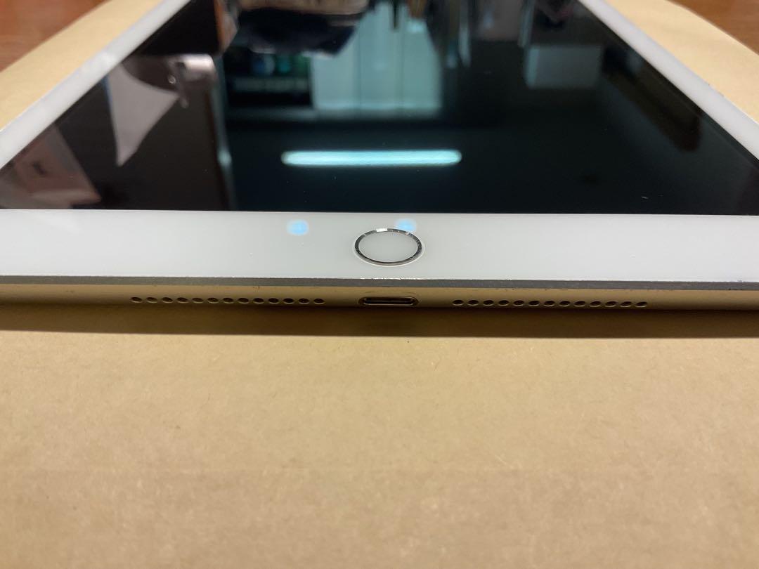 iPad本体 第5世代 シルバー Wi-Fi