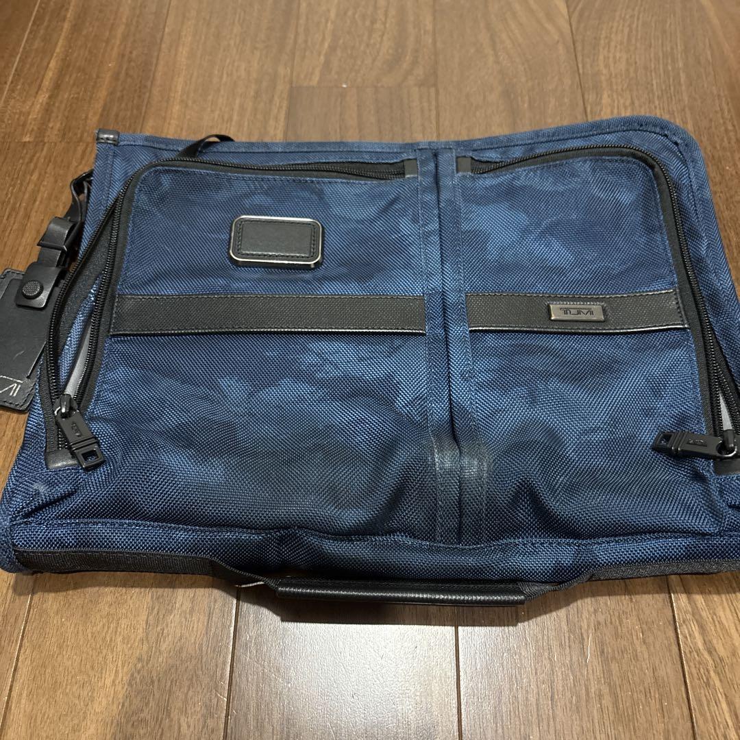 【中古】TUMI×SOPHネイビー クラッチバック
