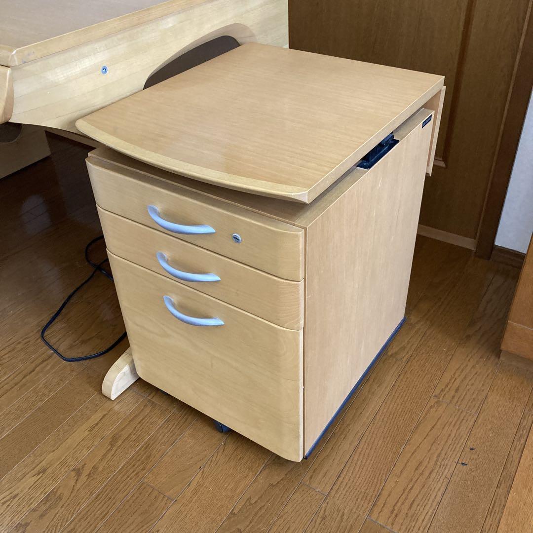 カリモク家具　学習机用キャスター付き3段引き出し　上段鍵1個付き