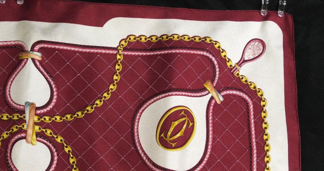 Cartier カルティエ 大判シルクスカーフ D482 Cartier カルティエ 大判シルクスカーフ D482