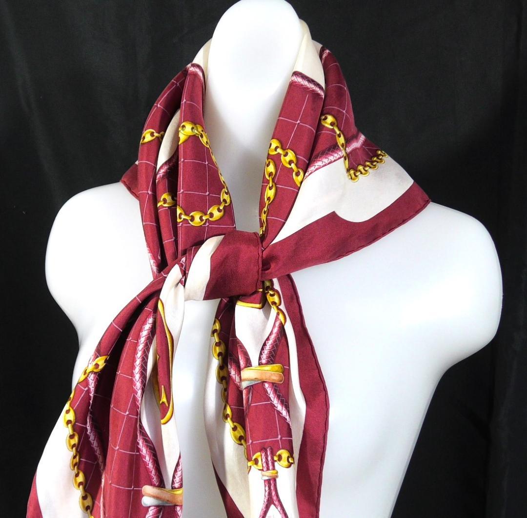 Cartier カルティエ 大判シルクスカーフ D482 Cartier カルティエ 大判シルクスカーフ D482