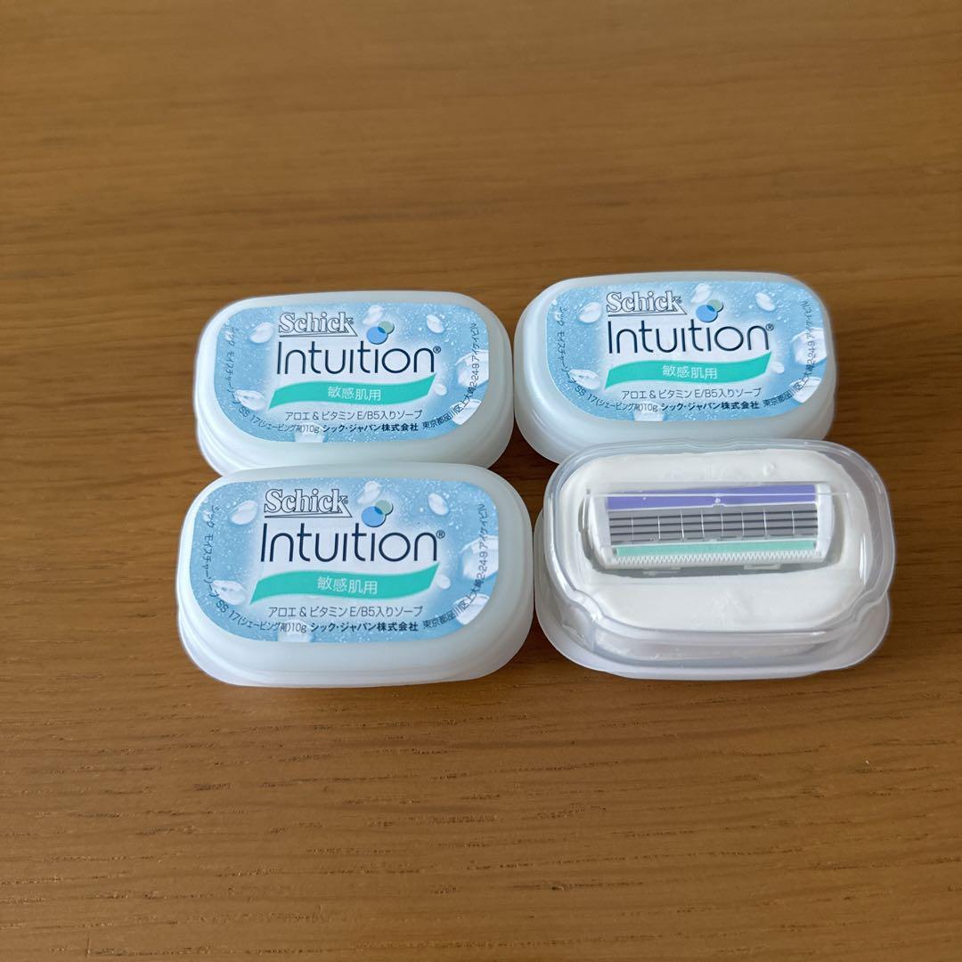 Schick Intuition 敏感肌用替刃(4個)