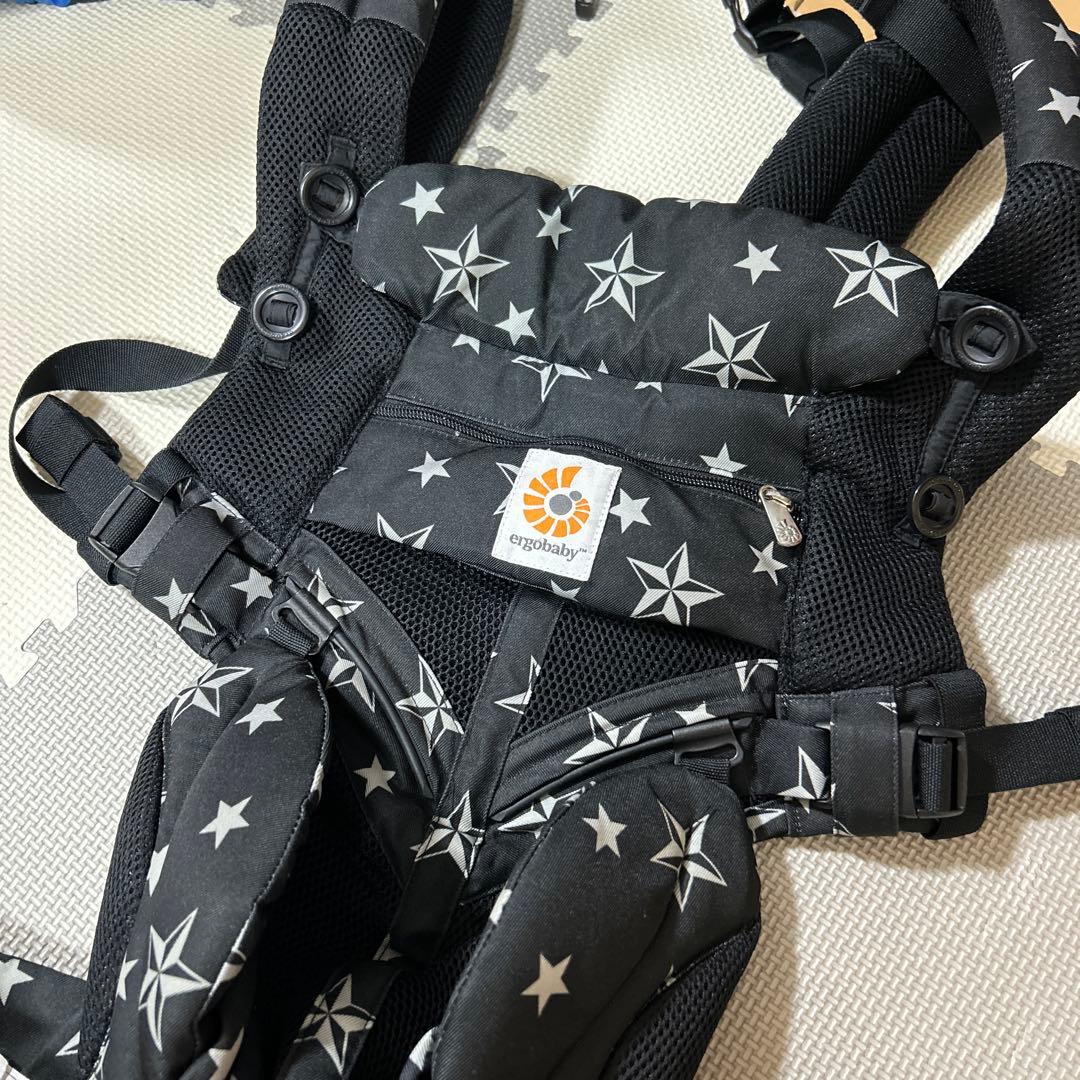 Ergobaby エルゴベビーオムニ360 クールエア　スター抱っこ紐
