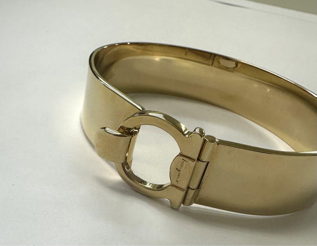 新品　Salvatore Ferragamo サルヴァトーレフェラガモ　バングル