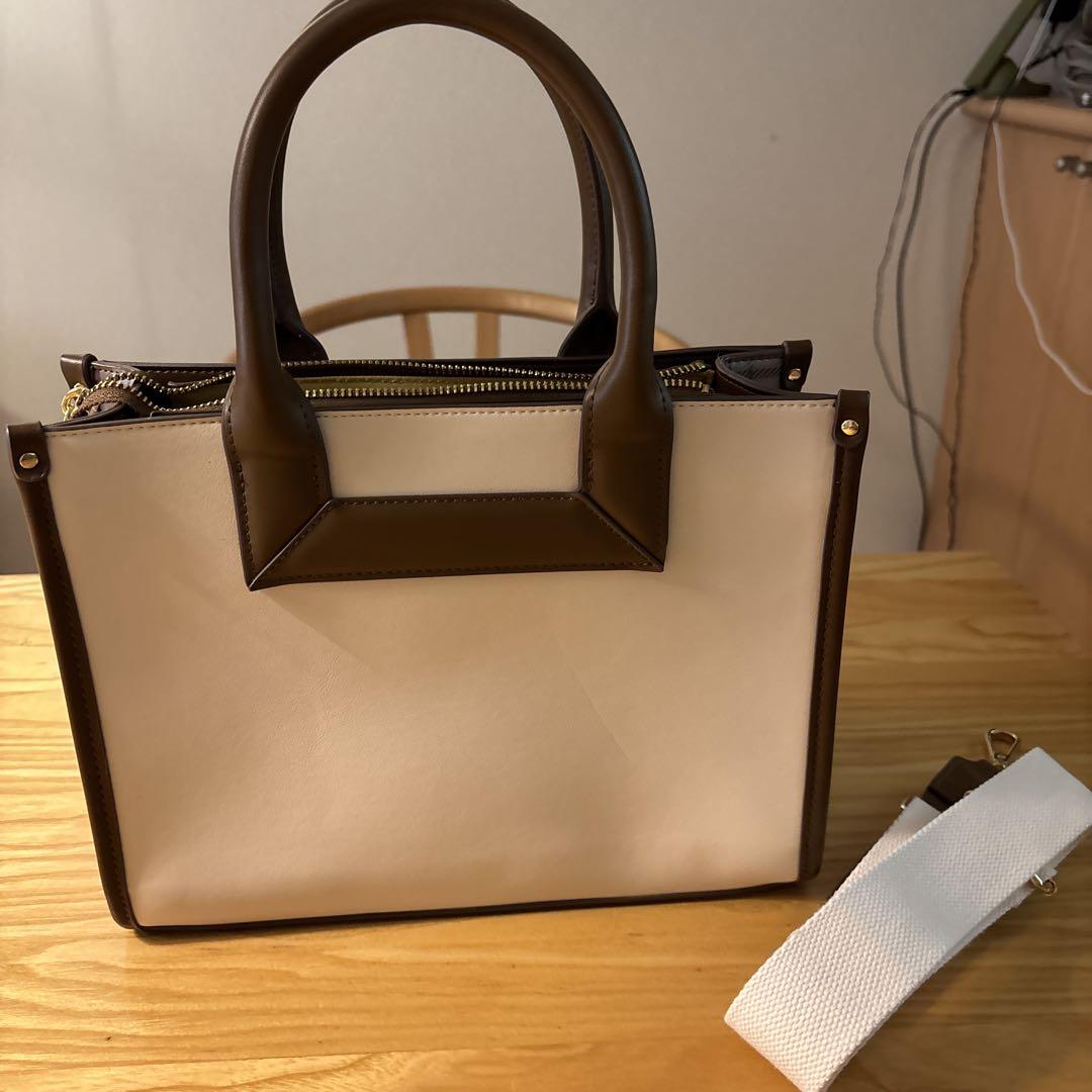 & chouette ミニオン ショルダーバッグ 未使用自宅保管品 - メルカリ