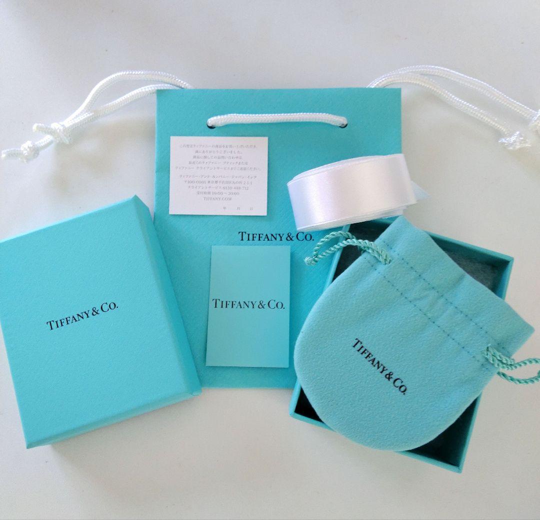 ♥新品未使用♥現行品♥ティファニー Tiffany 空箱 巾着袋♥美品♥美品♥ 極美品♥現行品♥ティファニー空箱 巾着袋 購入カード【日付け未