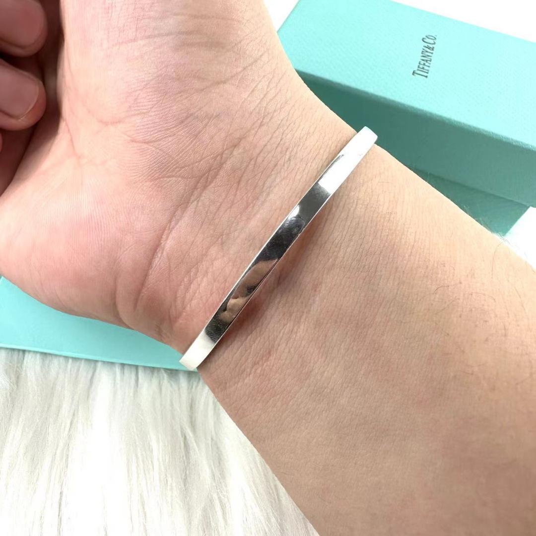 箱付き TIFFANY ティファニー ハート バングル シルバー 画像7