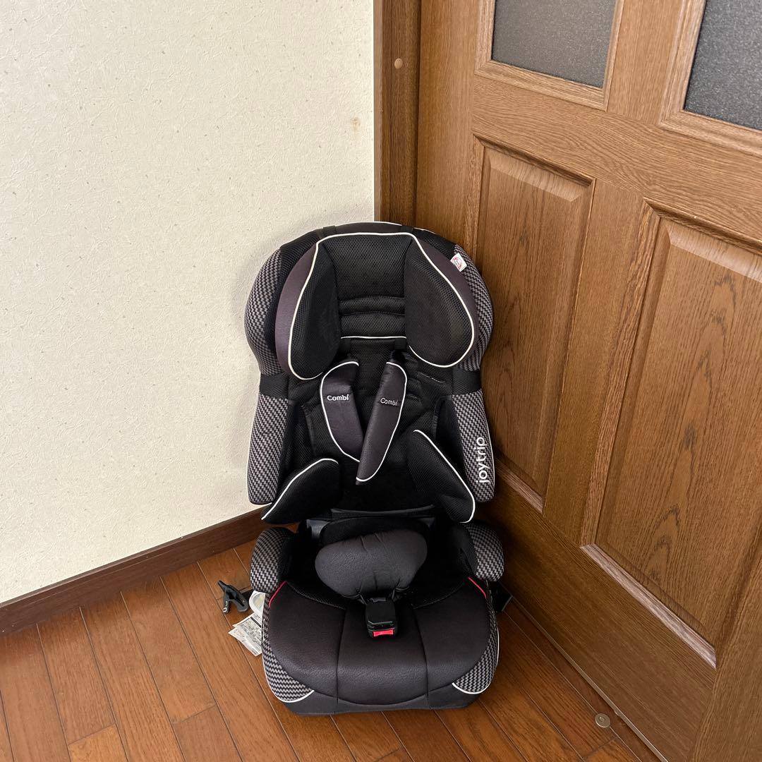 コンビ チャイルドシート