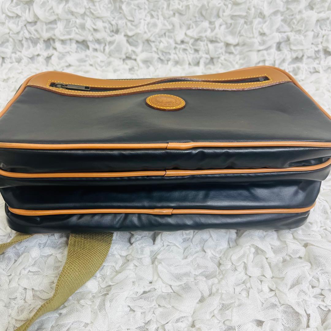 SPIRIT OF ADVENTURE レザーナイロンショルダーバッグ クラッチ