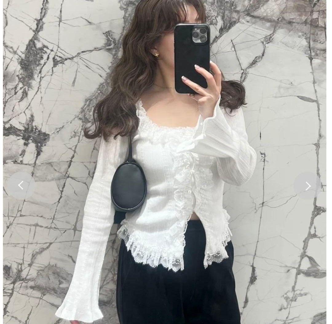 【美品】Sustainableフリルニットプルオーバー SNIDEL