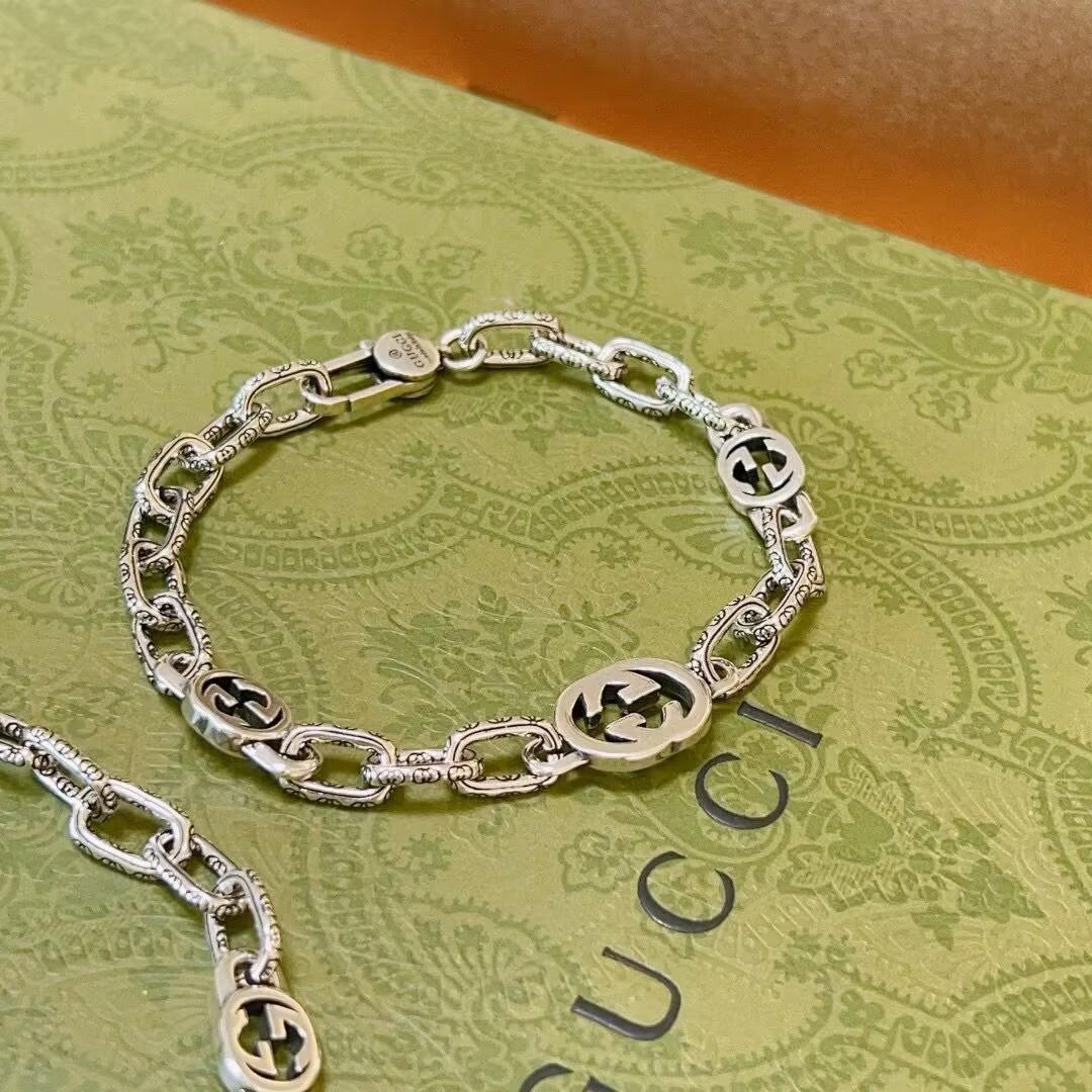 GUCCI グッチ ロゴプレート チェーンブレスレット 925刻印