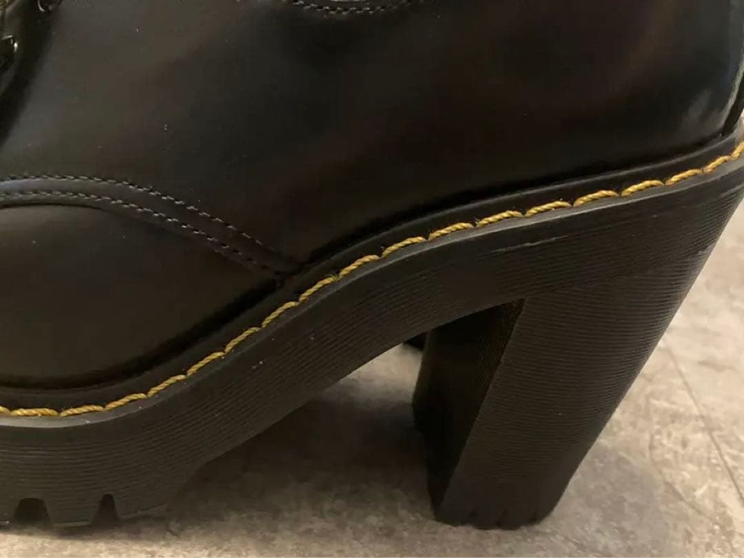 SALOME EU3622.5cm・Dr.Martens