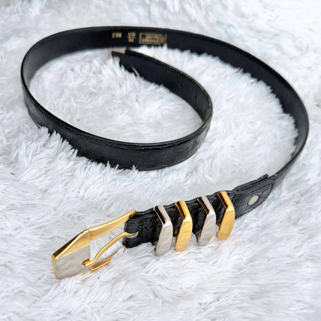 【美品】ジャンニヴェルサーチ メデューサ 4連 ベルト レザー ブラック