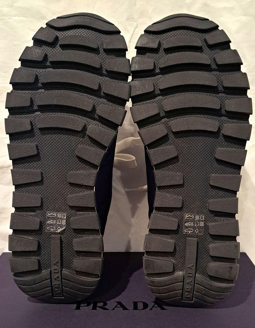 PRADA　プラダ　ナイロン　ロゴスニーカー
ネイビー　27cm