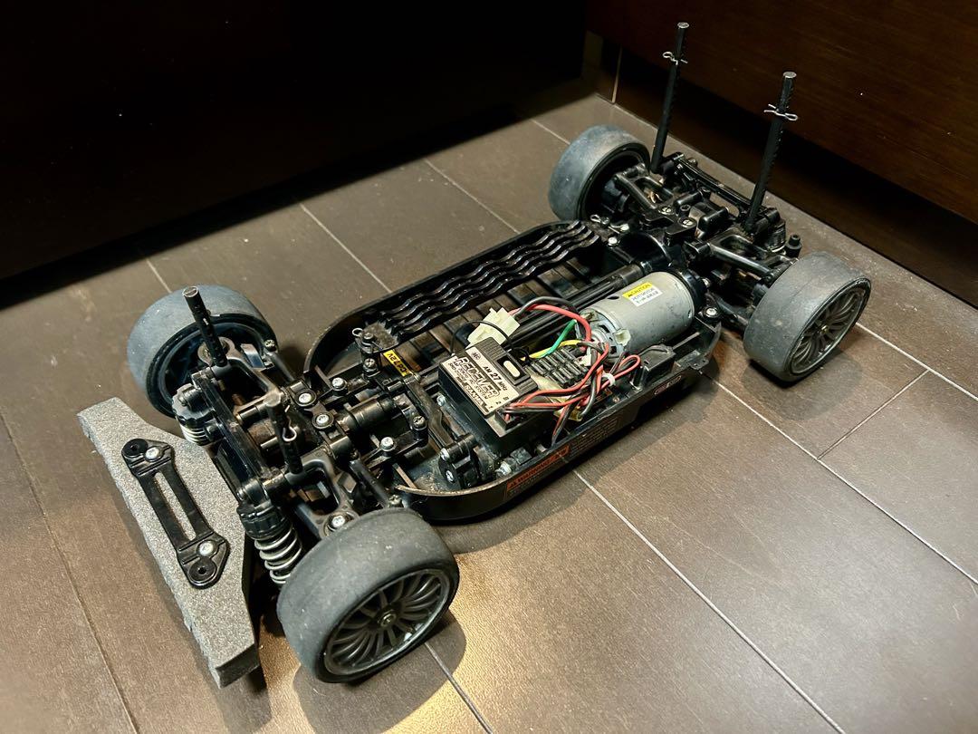 あお【週末限定値下げ】　タミヤ　ランチアデルタ　TT-01シャーシ