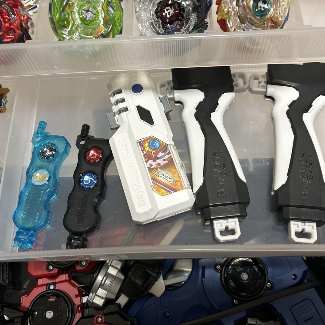 【まとめ売り】ベイブレードセット 収納ケース付き ベイブレード コレクションまとめ売り 収納ケース付き - メルカリ