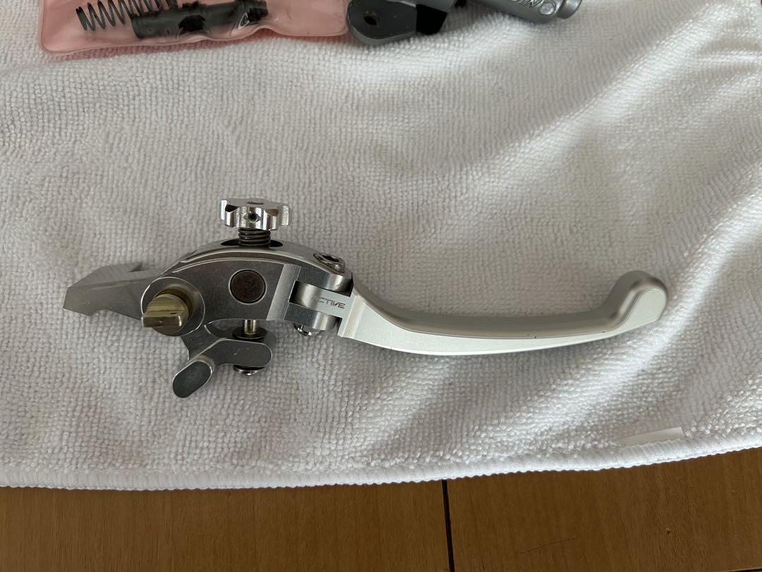 ブレーキマスターシリンダー　ニッシン　レバーアクティブ