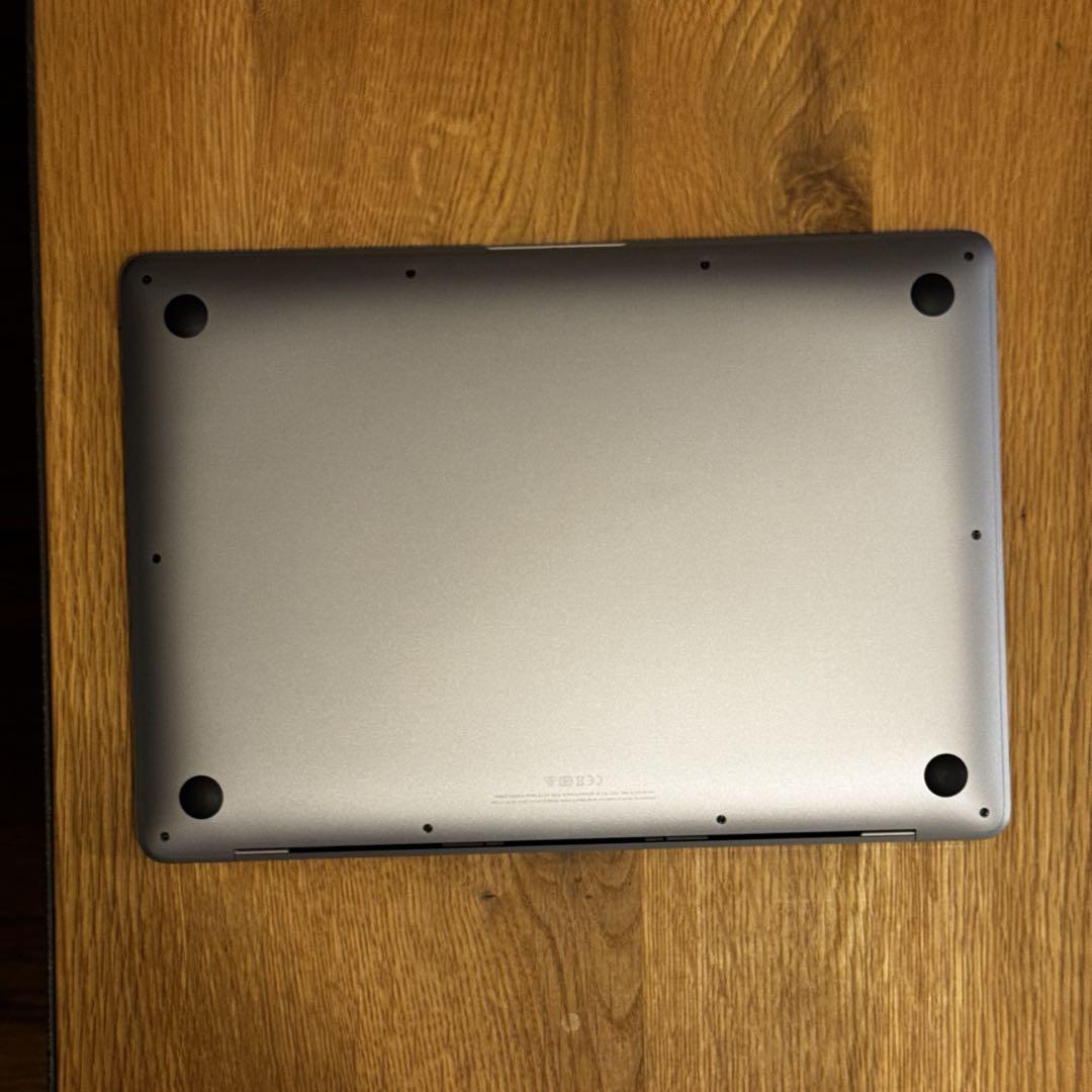 Macbook air 2020 i5 メモリ16GB SSD512GB