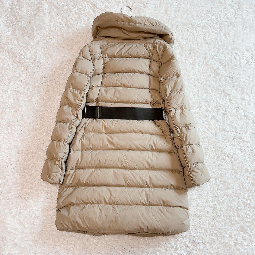 美品✨タトラス ダウンコート エグレッタ ベルト ベージュ サイズ2 美品✨タトラス ダウンコート エグレッタ ベルト ベージュ サイズ2