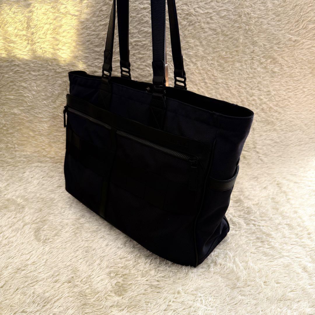 未使用級 希少 完売カラー ブリーフィング FUSION SQ TOTE HD