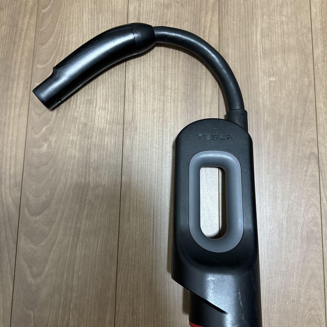 テスラ チャデモアダプター　TESLA CHADEMO